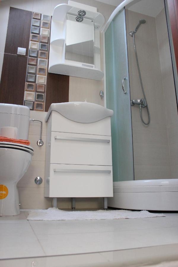 Penthouse By The Sea Apartment Тиват Екстериор снимка
